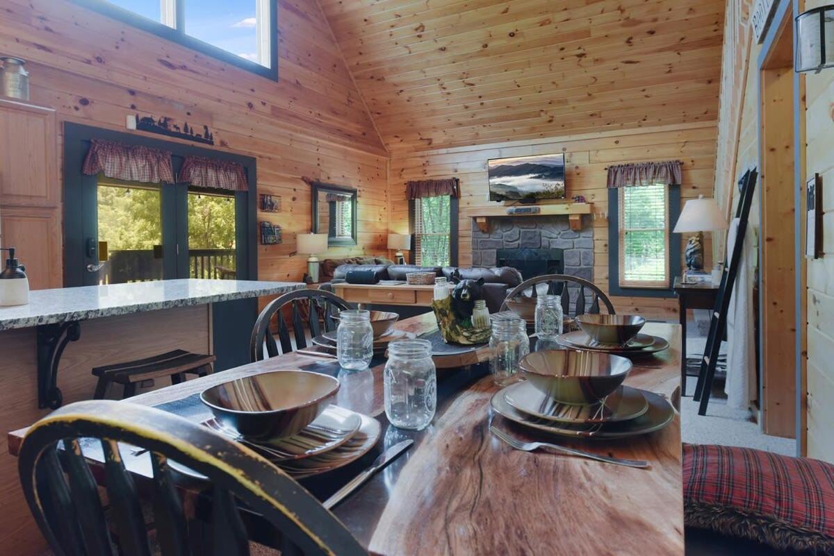 Ryes And Shine Bootlegger'S Cabin! Hot Tub* Pool* Arcade* Billiards *Ev * Pet Friendly Sevierville Ngoại thất bức ảnh