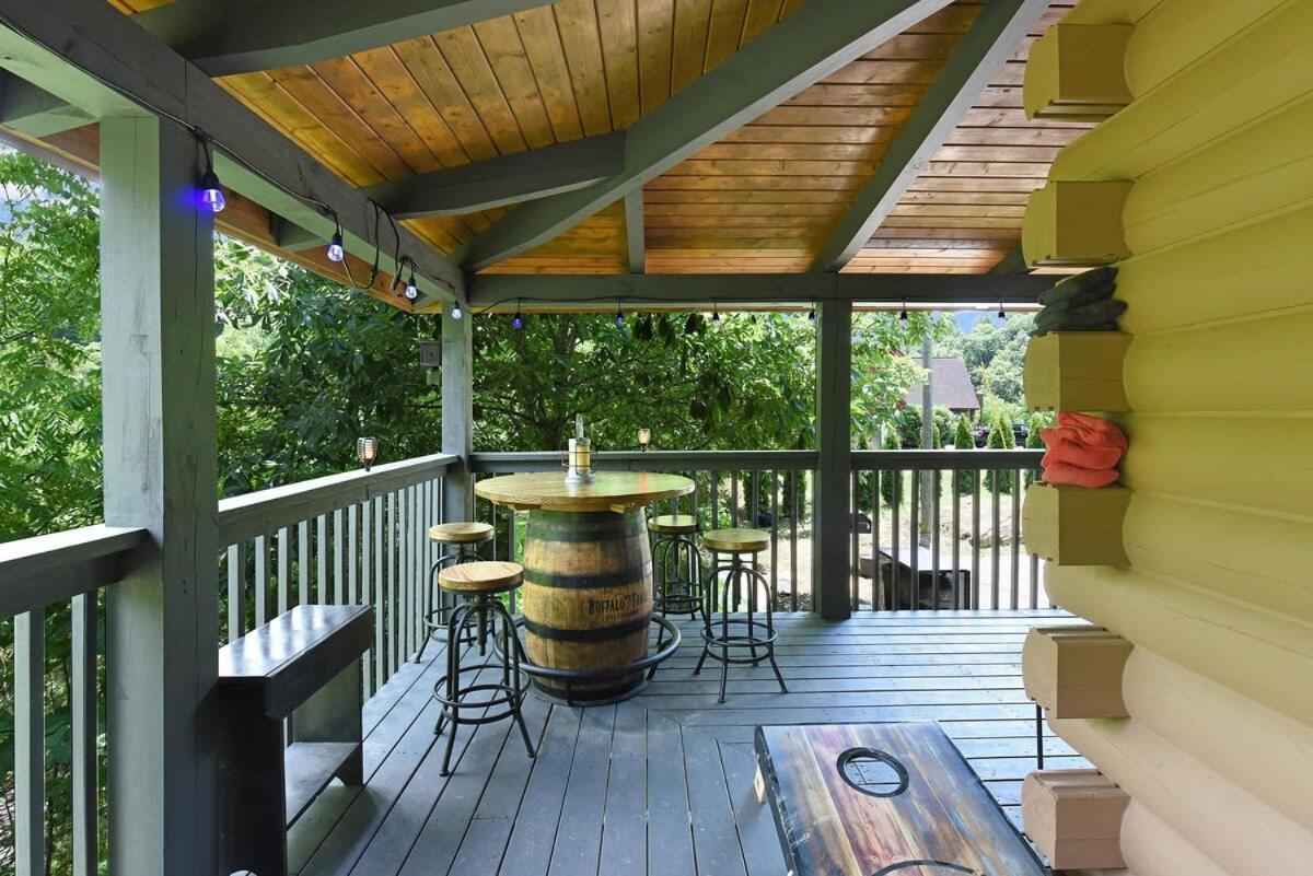 Ryes And Shine Bootlegger'S Cabin! Hot Tub* Pool* Arcade* Billiards *Ev * Pet Friendly Sevierville Ngoại thất bức ảnh