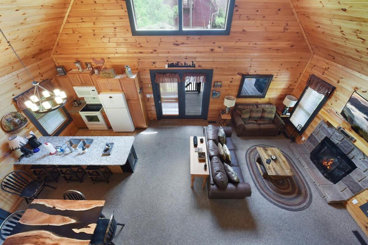 Ryes And Shine Bootlegger'S Cabin! Hot Tub* Pool* Arcade* Billiards *Ev * Pet Friendly Sevierville Ngoại thất bức ảnh