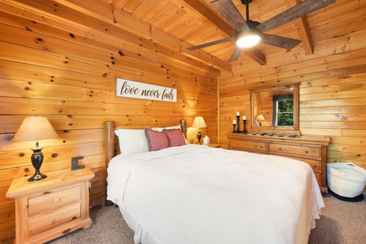 Ryes And Shine Bootlegger'S Cabin! Hot Tub* Pool* Arcade* Billiards *Ev * Pet Friendly Sevierville Ngoại thất bức ảnh