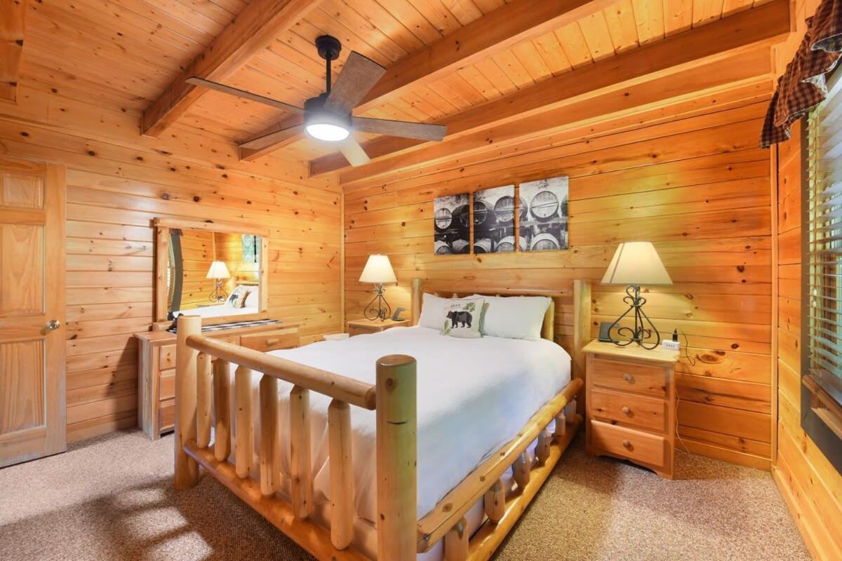 Ryes And Shine Bootlegger'S Cabin! Hot Tub* Pool* Arcade* Billiards *Ev * Pet Friendly Sevierville Ngoại thất bức ảnh